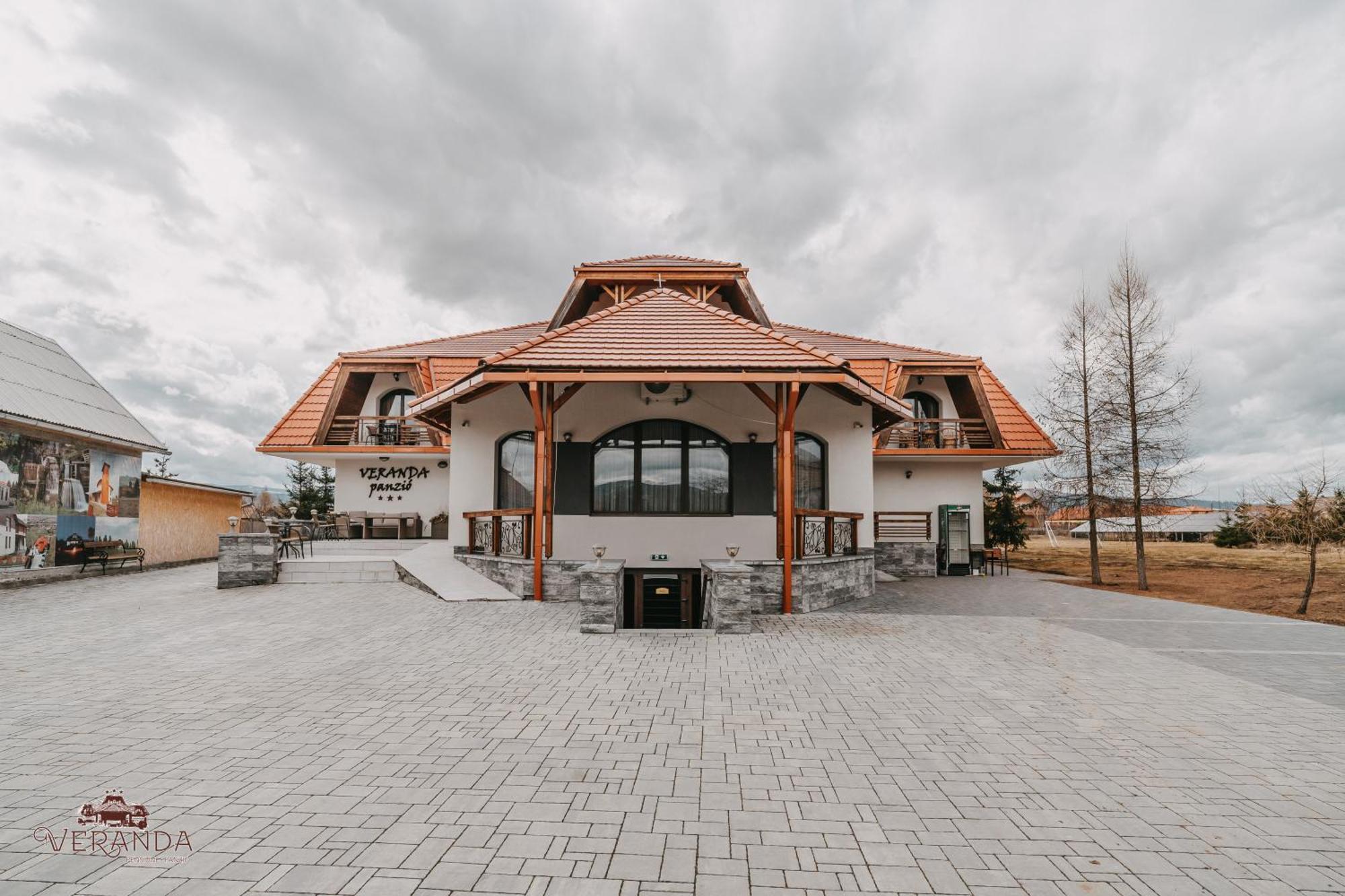 Veranda Panzio Remetea  Esterno foto